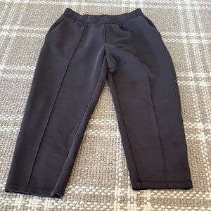 Calia by Carrie Underwood Pleated Sweatpants size M